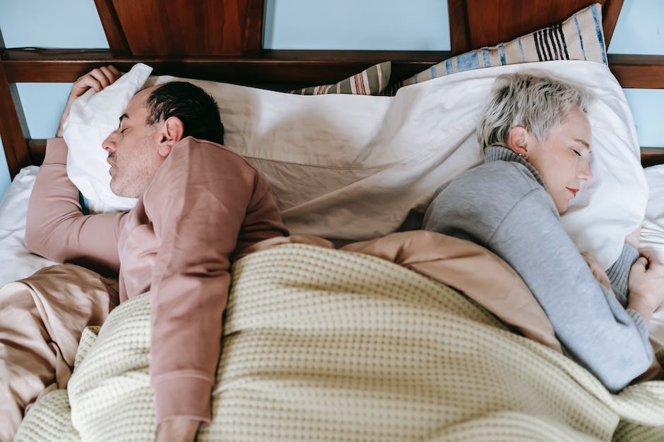  Warum ältere Menschen viel schlafen